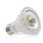 Tamanho enxuto. As lâmpadas do tipo Par oferecem luminosidade num corpo menor, caso da Super LED CoB (5 W), Par 20 da FLC.
